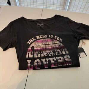 Shyanne Charcoal Tee *NEW WITH TAGS*